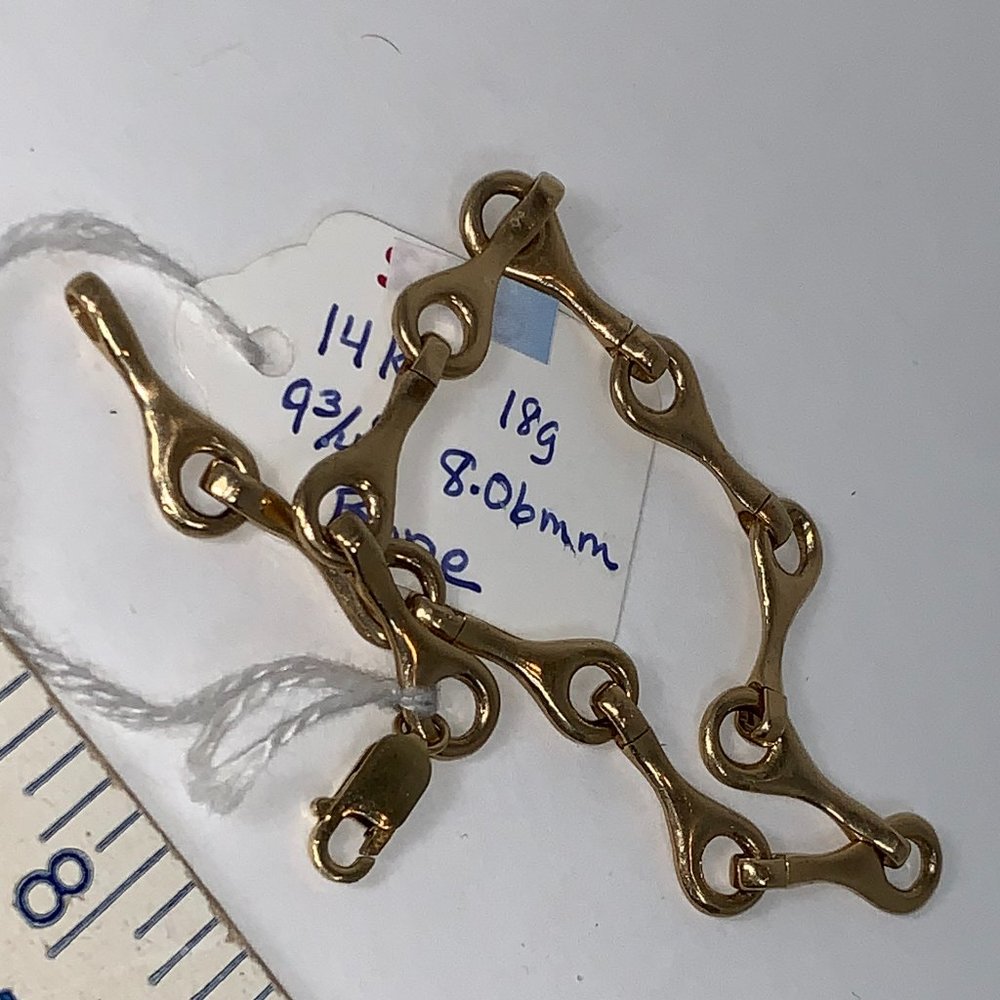 9 3/4" long 14KT Gold Bone Design Bracelet